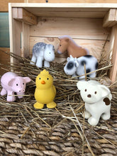 Tikiri | Puppy Rattle & Bath Toy